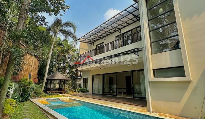 Rumah Siap Huni Halaman Luas Dalam Komplek Dekat ke Simatupang Raya