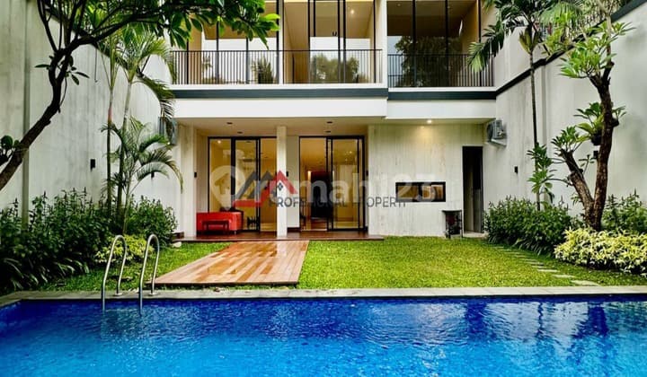 Rumah Mewah Asri Lingkungan Tenang Bebas Banjir di Kemang, Kemang
