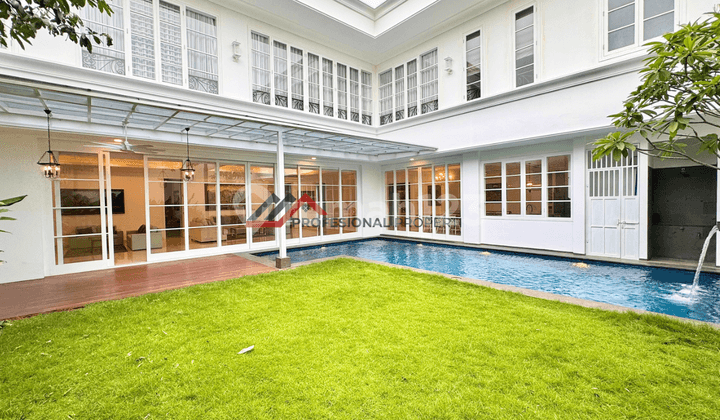 Brand New House American Classic di Kemang, Jakarta Selatan