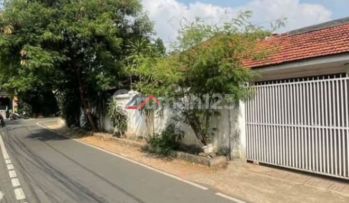 Old house land calculation Location in Bangka Kemang South Jakarta