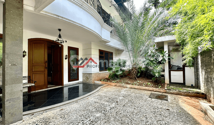 Rumah Bagus Siap Huni di Kebayoran Baru, Jakarta Selatan