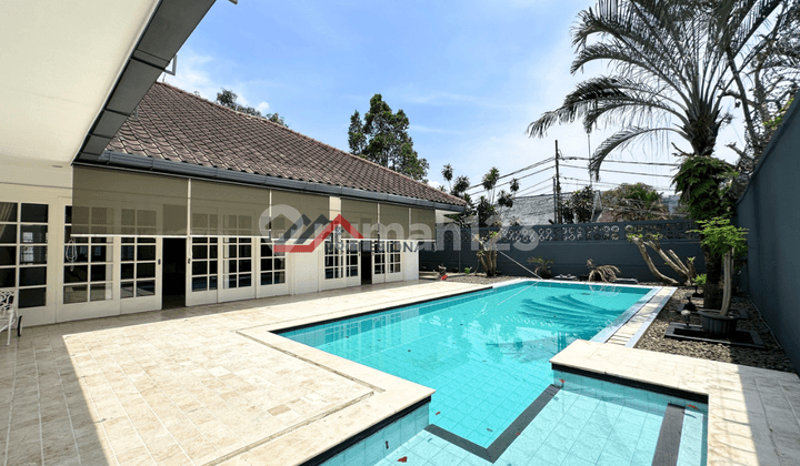 Rumah Bagus Private Pool di Kemang Jakarta Selatan