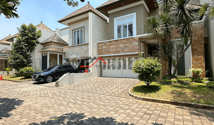 Rumah Tropical Minimalis Modern di Pejaten Barat Jakarta Selatan