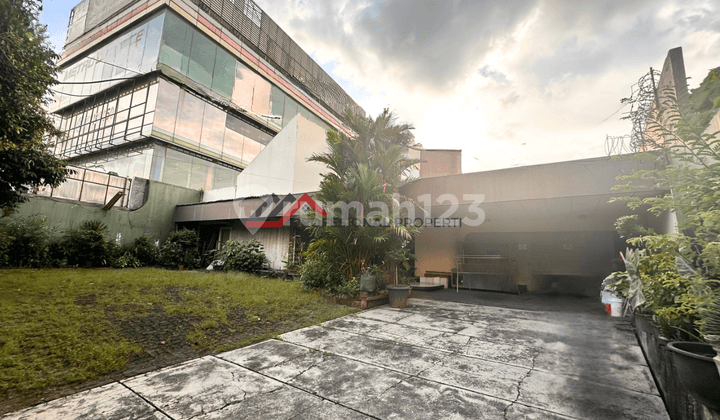 Rumah Area Komersil Cocok Untuk kantor dan Usaha Lainnya di Buncit, Jakarta Selatan