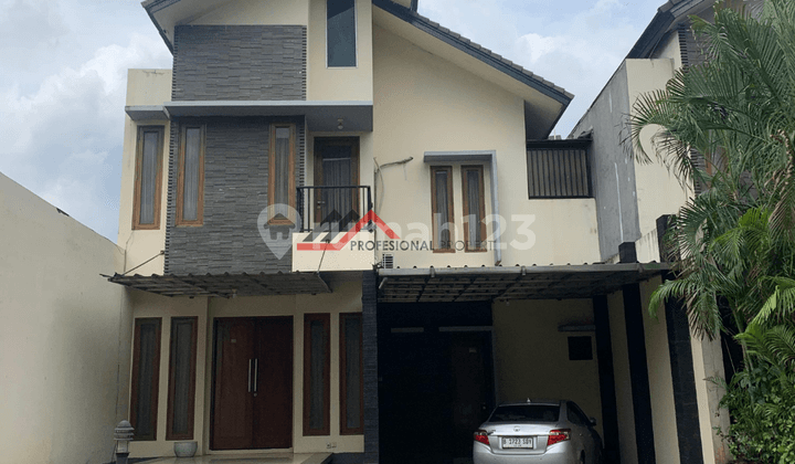 Rumah Dalam Townhouse dengan Private Pool Cipete Utara Jakarta Selatan