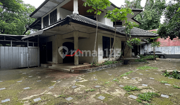 Land Count House Location One Step to SCBD and Blok M in Kebayoran Baru, South Jakarta