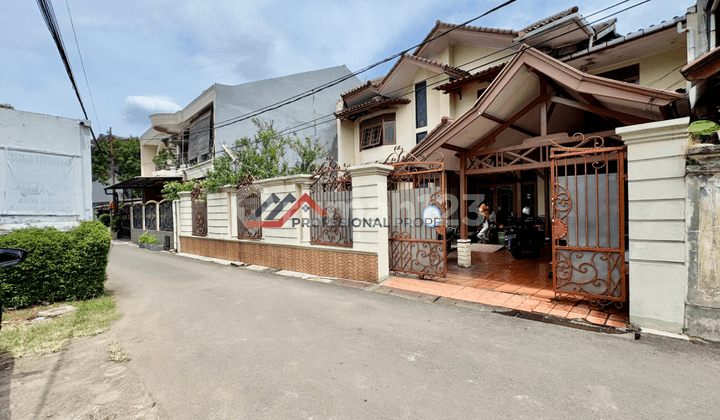Ready-to-Occupy House Near TB Simatupang, Pasar Minggu, South Jakarta