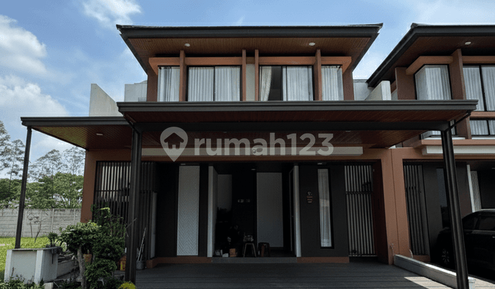 Jual BU Rumah Cantik View Golf di Suvarna Padi Furnish Nempel Ditinggal