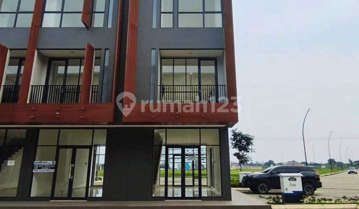 Corner Unit Shop 2, West Village BSD Facade, Facing Genesis School