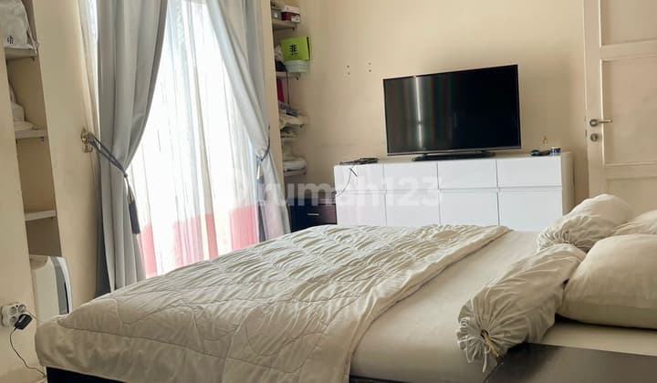 Rumah 2 Lantai Di Cluster Beryl, Gading Serpong Semi Furnished Sudah Renovasi SHM - Sertifikat Hak Milik
