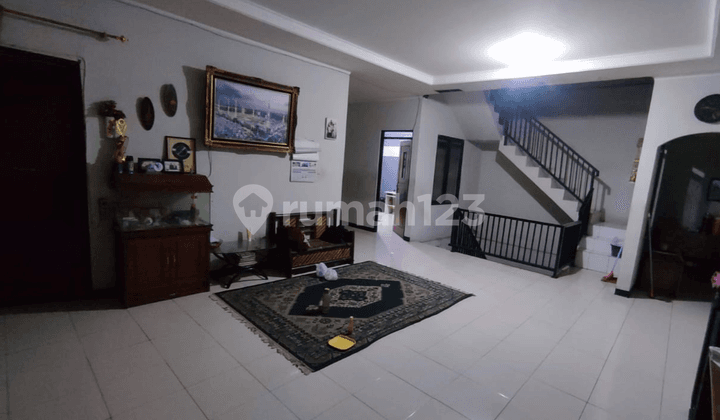 Ruko Di Jl. Permai Raya, Margahayu Sel., Kec. Margahayu, Kabupaten Bandung, Jawa Barat, Margahayu, Bandung