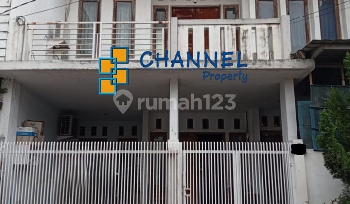 Di Jual Rumah 2 Lantai di Villa Pamulang Tangsel, Es