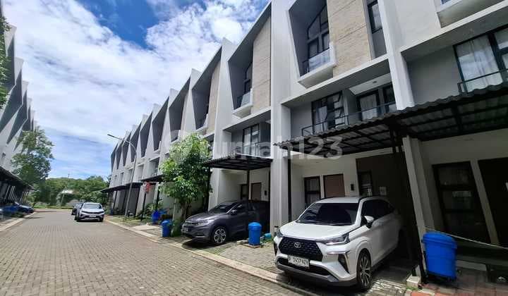 Rumah Disewakan Furnished Di B S D Provence Serpong Tangerang.