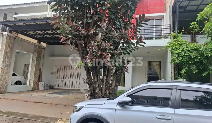 House for Rent in Bintaro Sector 8, South Tangerang.