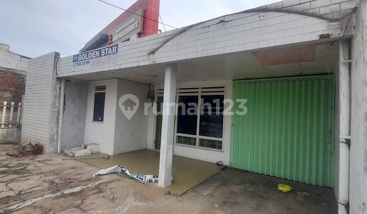 Quick Sale: House in Central Tanjung Karang, Prime Location by Main Road, Ideal for Business.