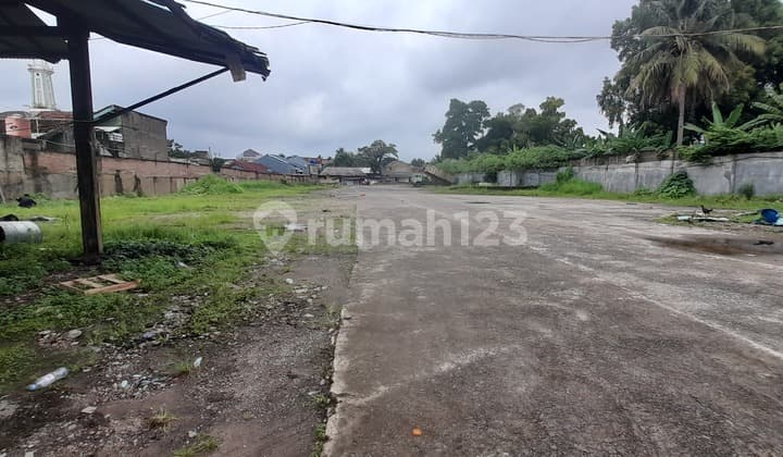 Disewakan Tanah Datar Loasi di Jl. Urib Sumoharjo