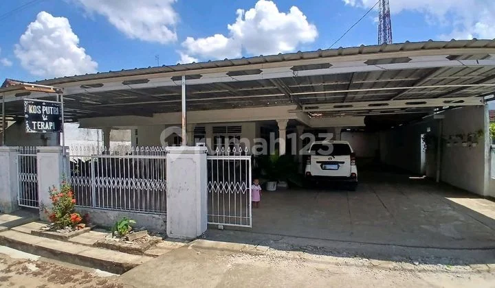 Rumah Plus Bangunan Kos-kosan 15 Pintu Di Metro