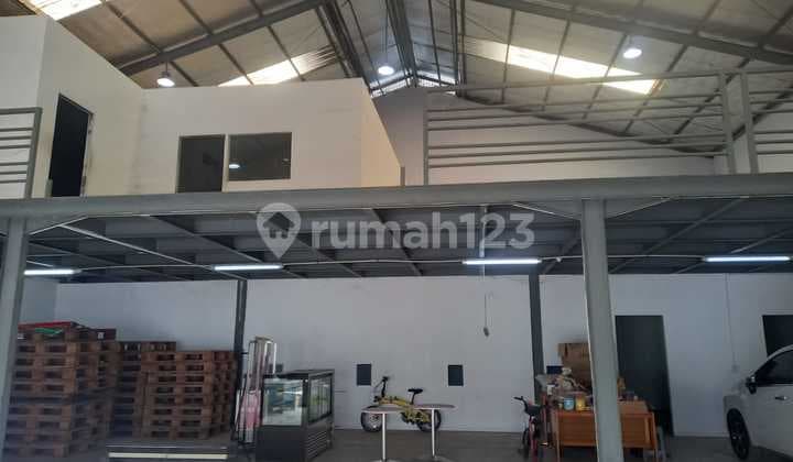 Gudang Sewa Tembesu, Campang Raya