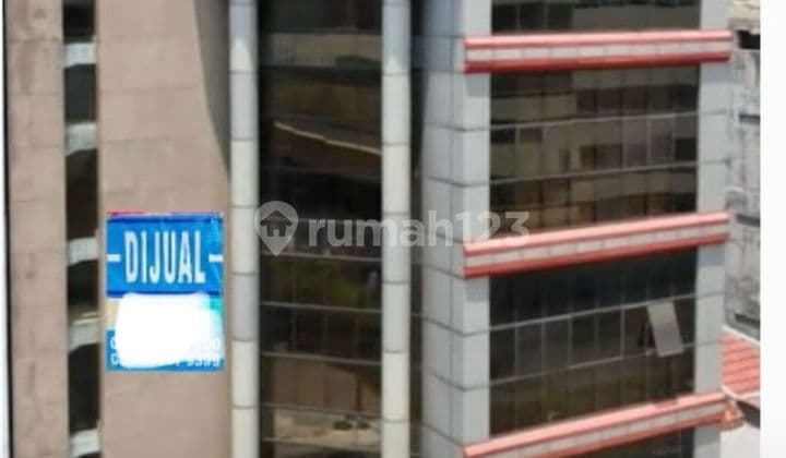 6-story building in Central Jakarta near Gajahmada Plaza