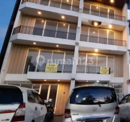 4-story shophouse on Racing Centre Main Road, Makassar