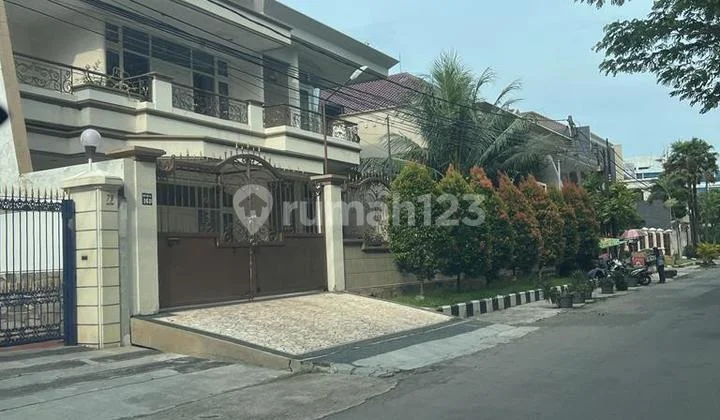 Dharmahusada indah jl kembar