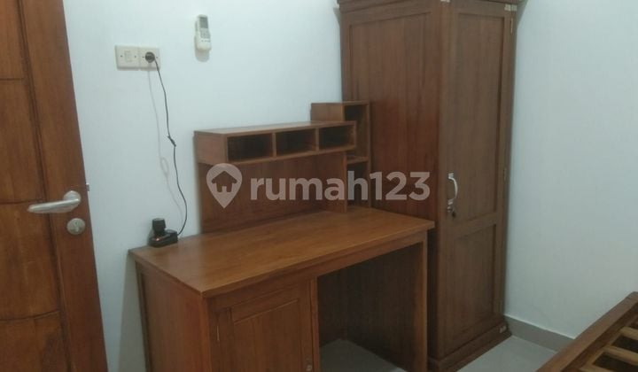 Dukuh Kupang Barat, 20k rent, near Wijaya Kusuma campus.