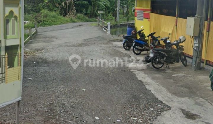 Raya panjunan sukodono samping kapal api
