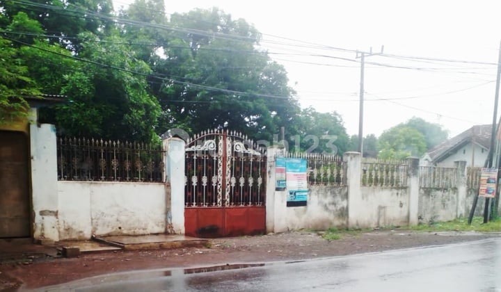 0 Jalan Kabupaten Grati Pasuruan 800M from Toll Exit