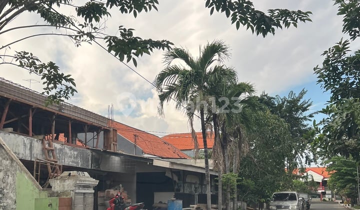 Tenggilis Tengah Dalam Komplek Perumahan