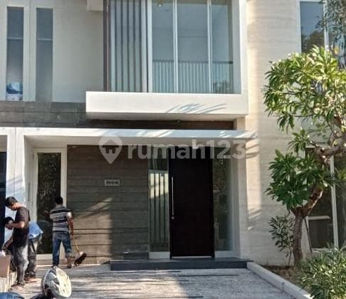 Pelican Hill 2nd Floor Citraland Surabaya