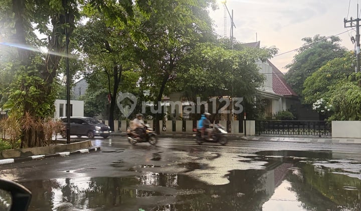 Raya Diponegoro Komersial Area