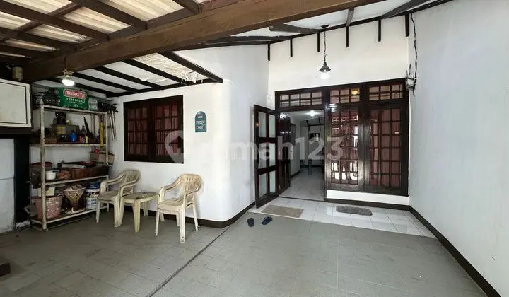 House for Sale in Muara Karang.