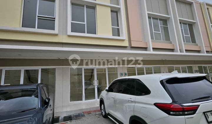 Ruko Baru Sewa/ Jual Murah Vienna Grande Gading Serpong.