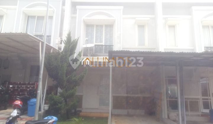 Rumah 2 Lantai Bagus Utara Sevilla Park, Strategis, Bsd City