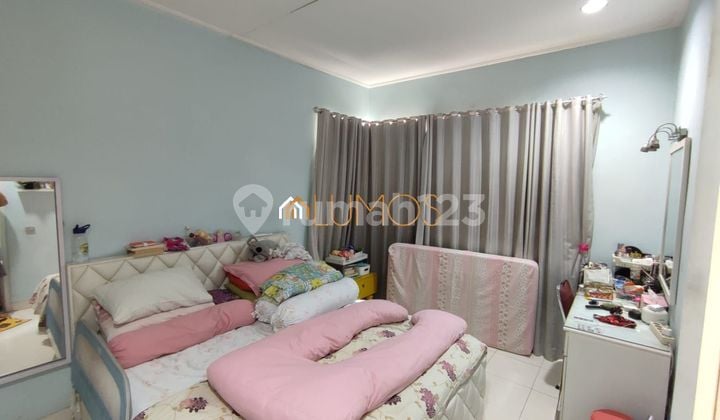 Two-Storey House with Good SHM, Northwest Serenade Lake Gading Serpong