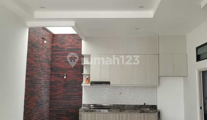 Rumah Baru Siap Huni 2 Lantai di Nusaloka Bsd Tangerang