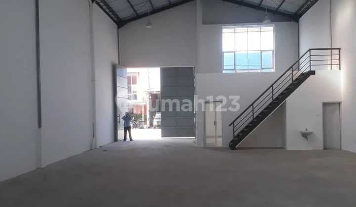 Gudang Ready Ada Kantor Siap Pakai di Pasar Kemis Jatiuwung Tangerang