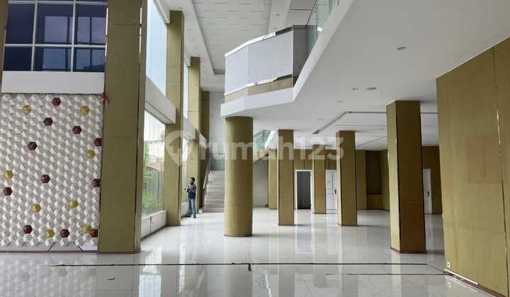 Disewakan Gedung Bangunan Cocok Untuk Showroom di Kelapa Dua Tangerang Dekat Gading Serpong