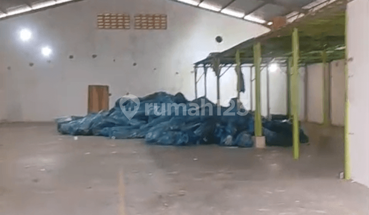 2-Story Ready-to-Live Warehouse in Karawaci Tangerang