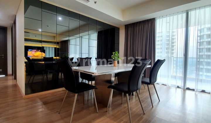 Disewakan Apartemen St Moritz 4 Br Lantai Tinggi Puri Indah Jakarta Barat