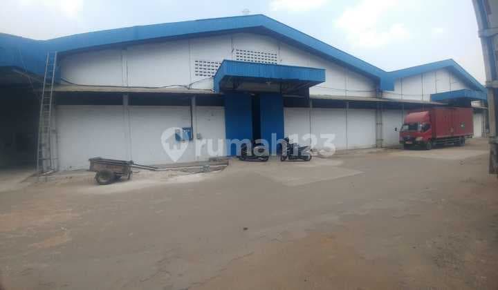 Gudang Gandeng 2 di Cibitung Bekasi Dekat Jalan Raya