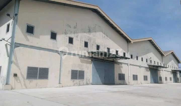 Ready-to-Occupy Warehouse in Pakuhaji Tangerang Suitable for Industry