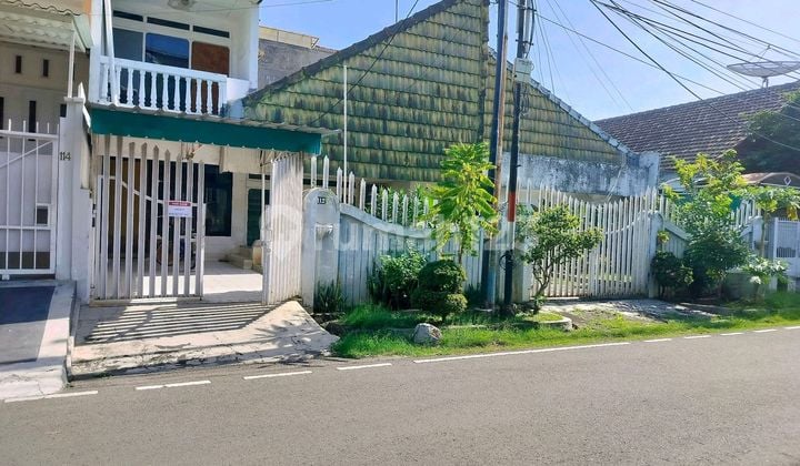 Rumah Belakang Fasum Dekat Lapngan Tidak Bnjr