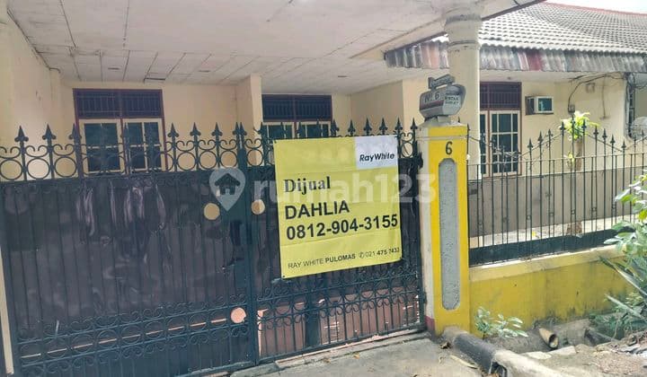 Rumah Lama bisa Semi Kantor Dekat Fasum Aman