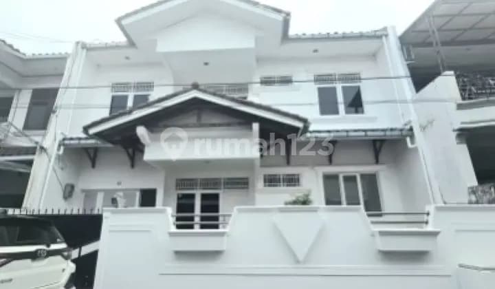 Rumah Cantik di Kayu Putih Siap Huni Jalan Lebar! Termurah