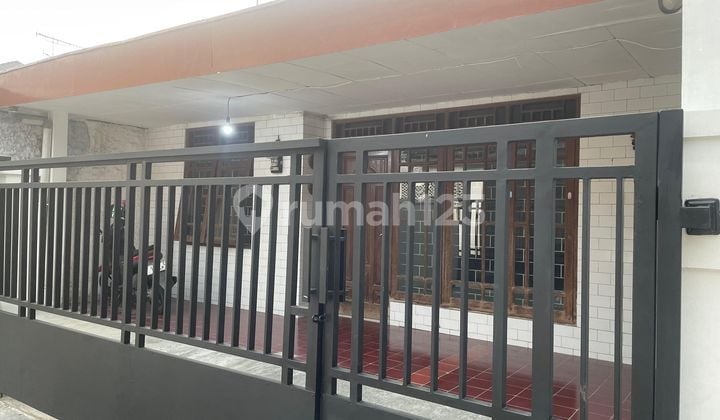 Dijual Segera! Rumah Kost Aktif Penuh Terisi, Lokasi Bantartjati, Bogor, Strategis, Hook.