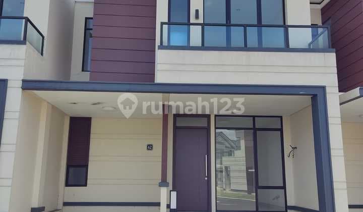 Bebas Banjir, Rumah, 2 Lantai, SHM, Dekat Fasilitas Kesehatan, Dekat Akses Tol,