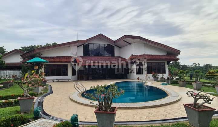 Dijual Villa Cantik Hadap Laut di Batam