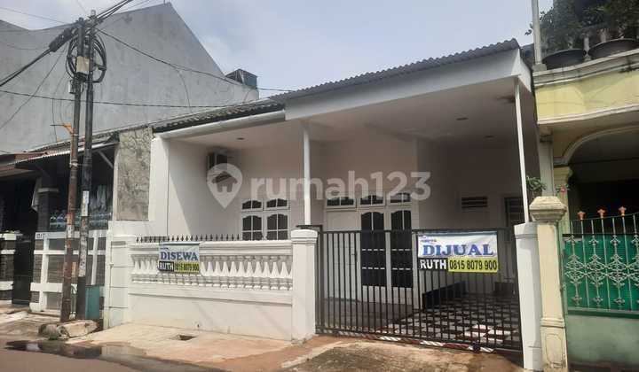 Rumah 1 Lantai di Dalam Kompleks Taman Kedaung. Lingkungan Tenang