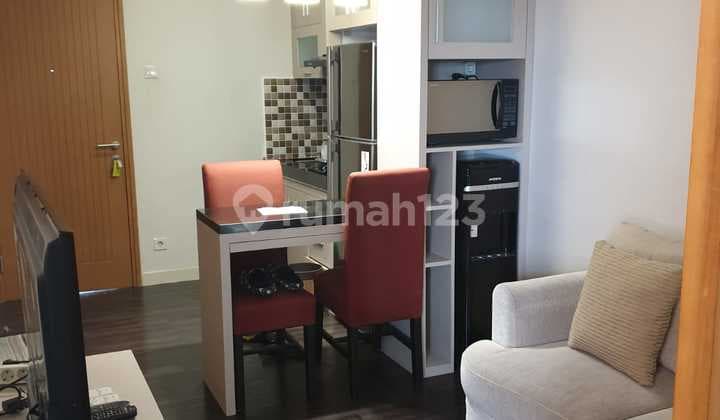 Apartemen 2 BR di Cinere Bellevue, Furnished.